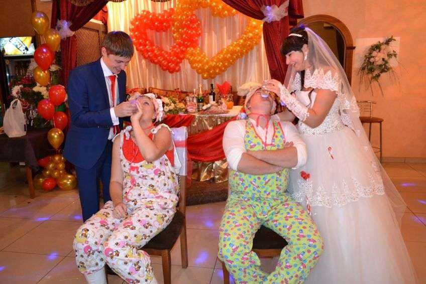Конкурсы на свадьбу для гостей: смешные и прикольные | lifeforjoy