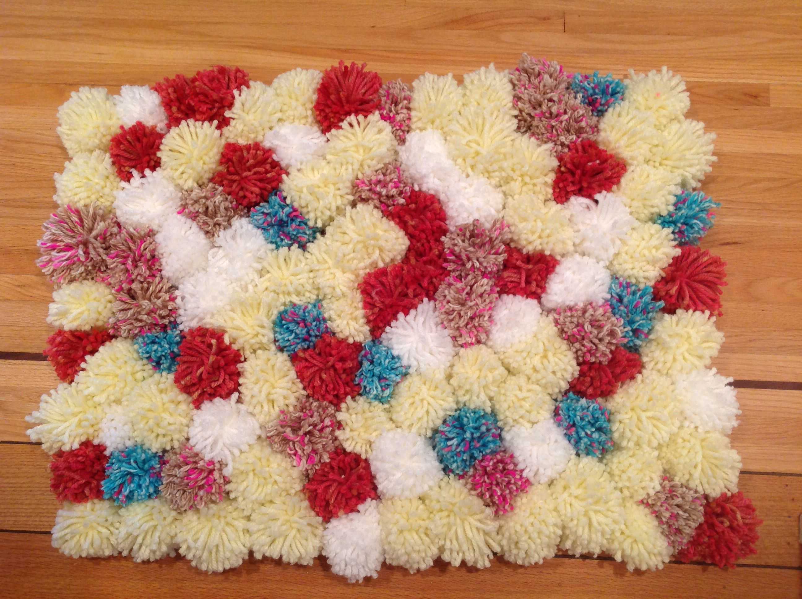 🔆 домашний уют своими руками: мастер-классы по изготовлению разнообразных ковриков из помпонов