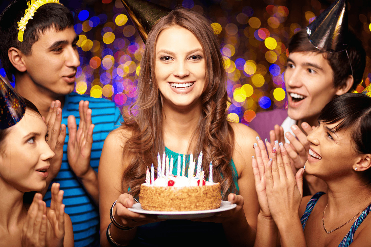 Как развлечь гостей за столом на дне рождения взрослого