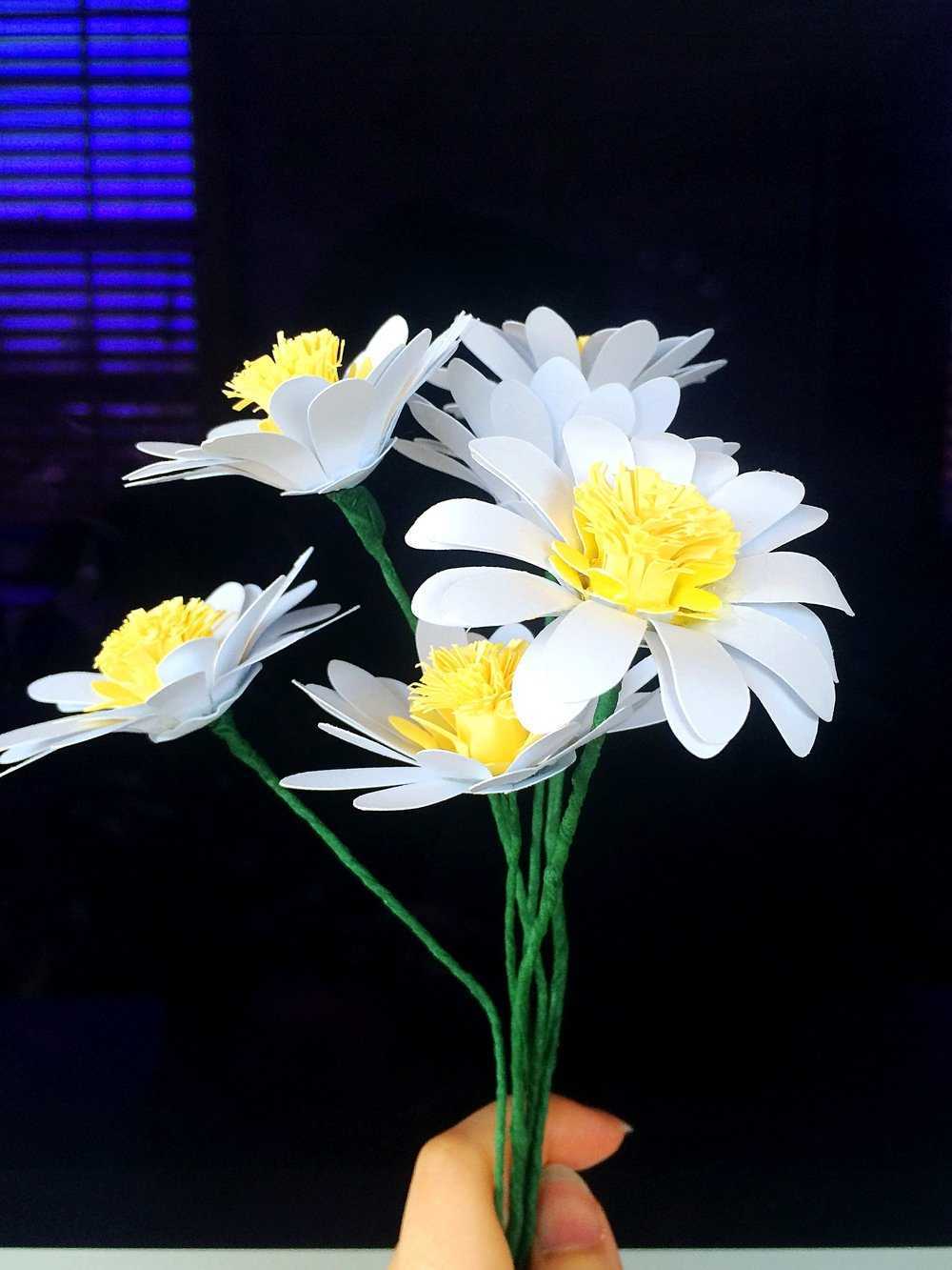 Ромашки из бумаги: 85 фото идей как сделать своими руками красивые бумажные цветы