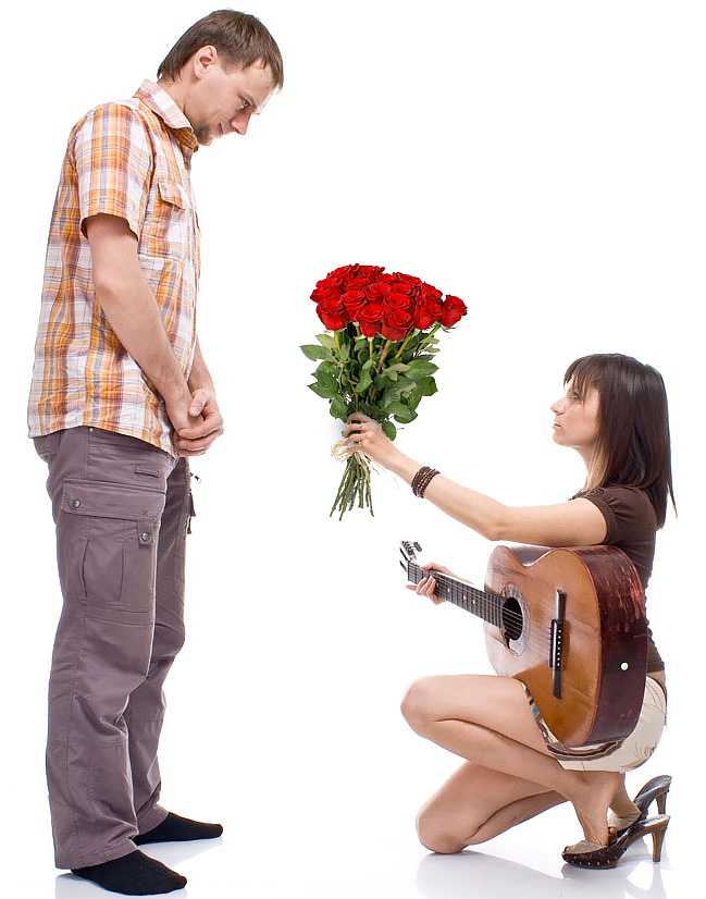 Что делать, если муж не дарит подарки, цветы и не ценит – советы психологов