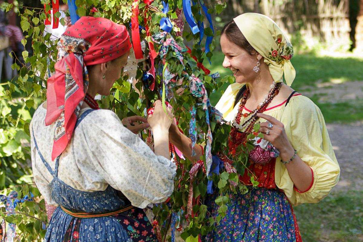 Русальная неделя (зеленые святки): традиции и обряды наших предков